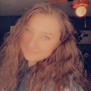 Meet your Posher, Kylee